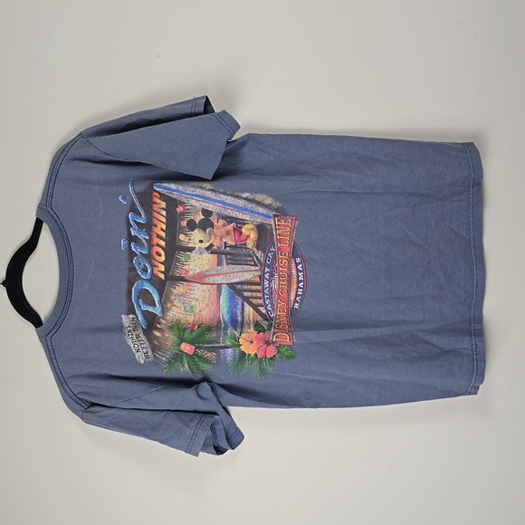 Disney Cruise Line Castaway Cay Bahamas graphic tshirt - Picture 3 of 4